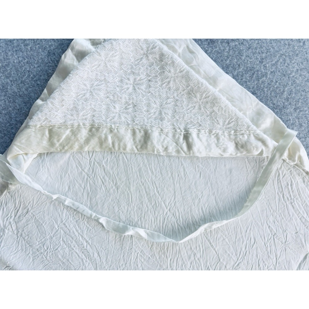 Vintage White Textured Baby Blanket Satin Trim Border Quilted Lovey